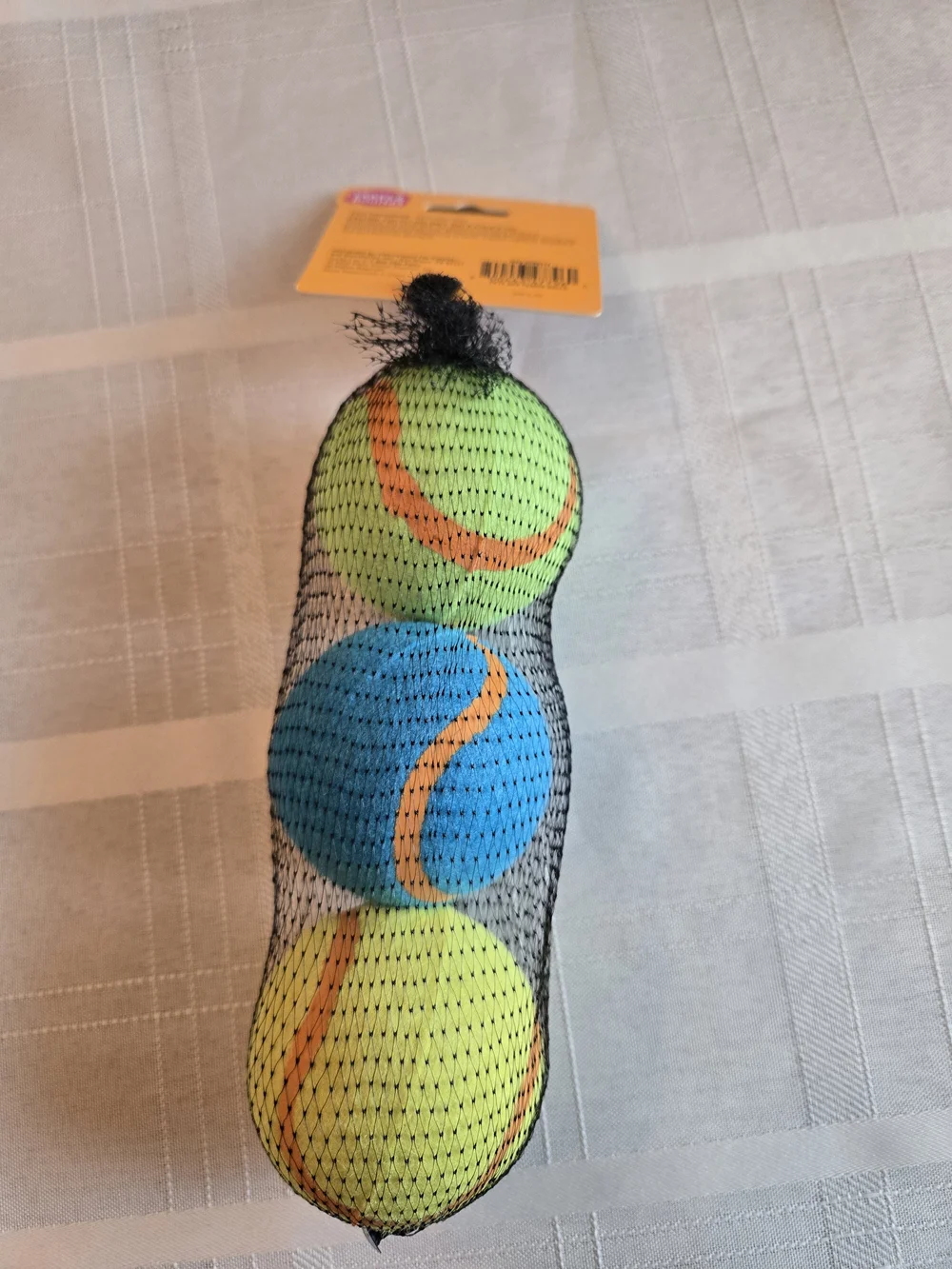 NWT Leaps & Bounds Splash & Dash Floating Dog Tennis Balls 3-Pack